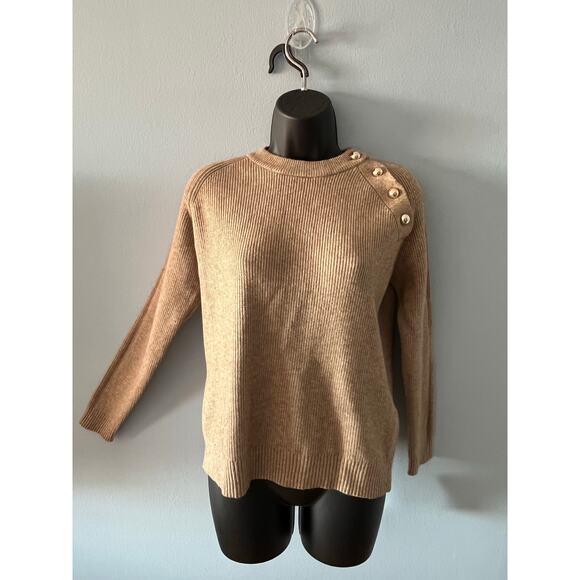 Sunny Studio Zola Camel Knit Sweater One Size Gold Button Shoulder Pullover NWT - Picture 2 of 8